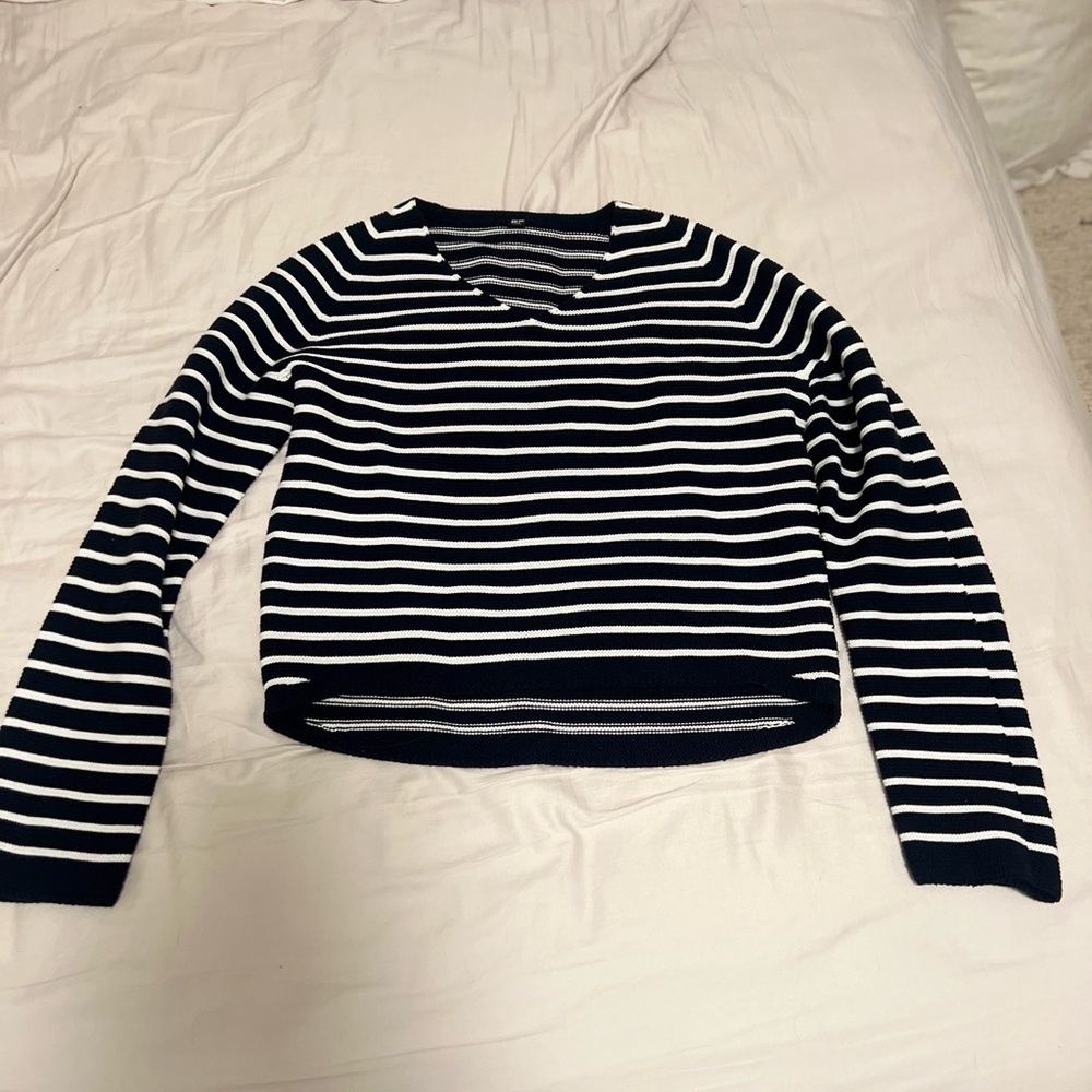 Navy and White Striped Women's Sweater, Uniglo - Picture 4 of 5